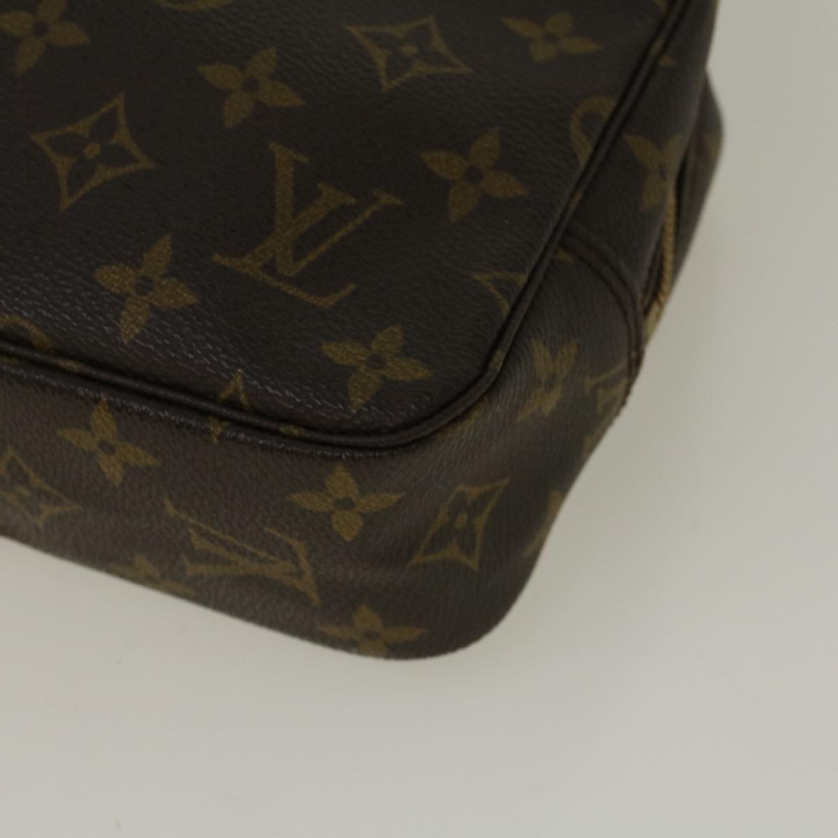 Louis Vuitton Trousse de Toilette Clutch