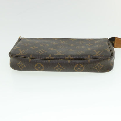 Louis Vuitton Pochette accessoires Clutch