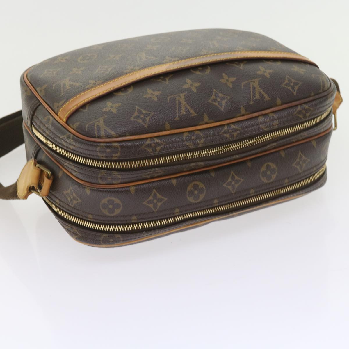 Louis Vuitton Reporter pm Shoulder Bag