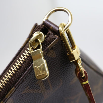 Louis Vuitton Pochette accessoires Clutch