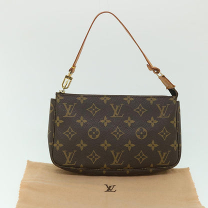 Louis Vuitton Pochette Accessoire Clutch