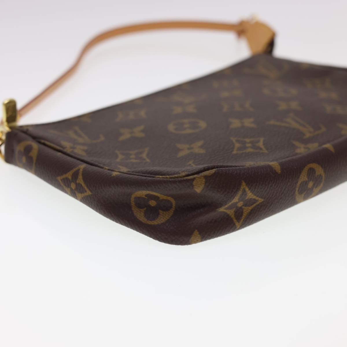 Louis Vuitton Pochette accessoires Clutch