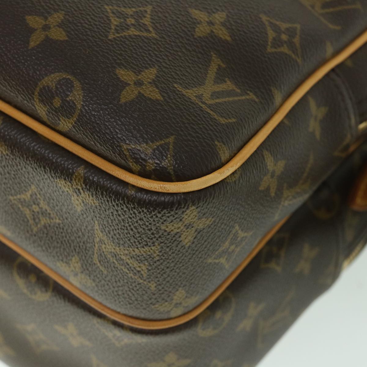 Louis Vuitton Reporter Shoulder Bag