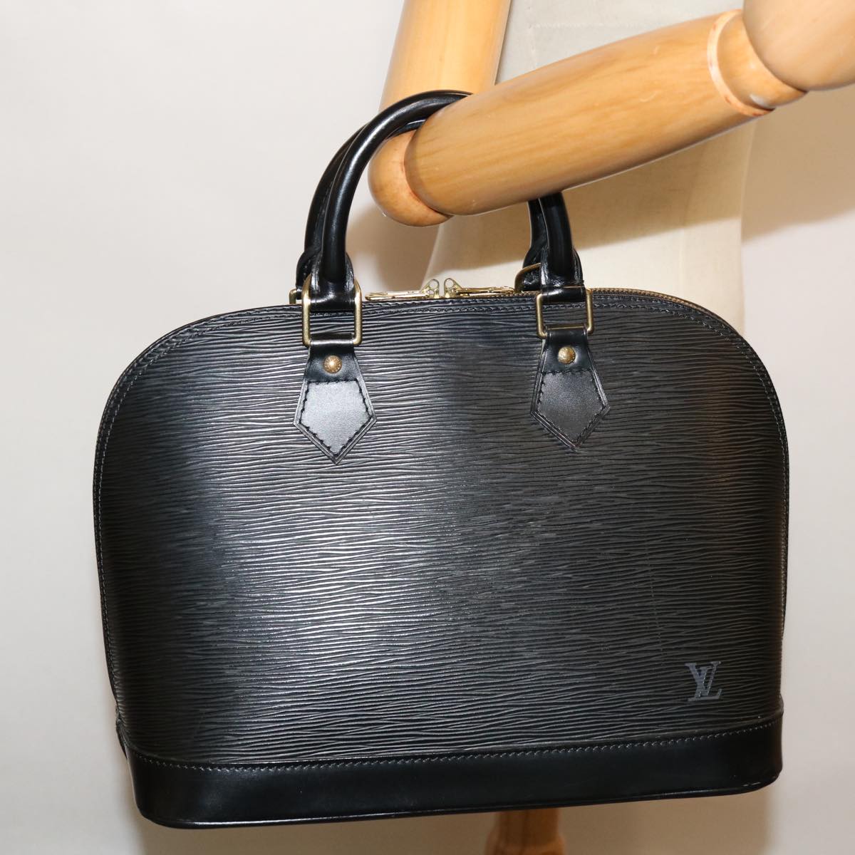 Louis Vuitton Alma Handbag