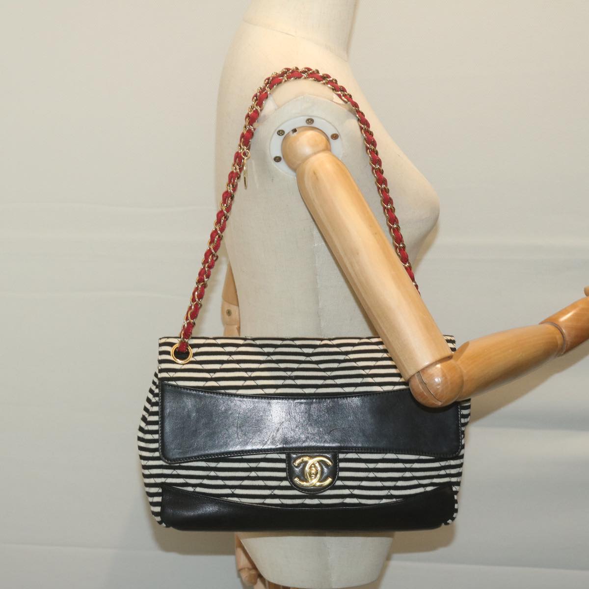 Chanel Shoulder Bag