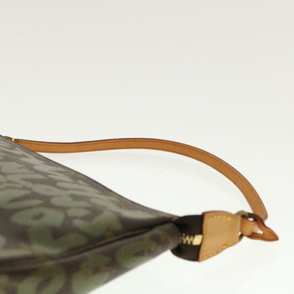 Louis Vuitton Pochette Accessoire Clutch