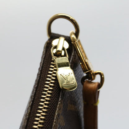 Louis Vuitton Pochette Accessoire Clutch