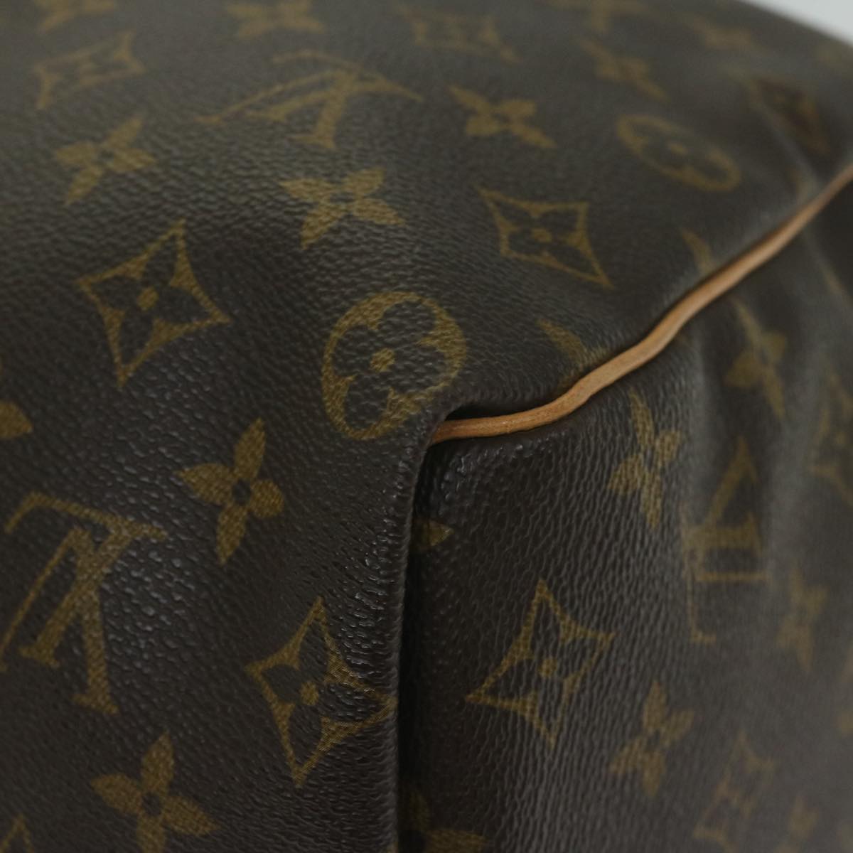 Louis Vuitton Keepall 50 Travel Bag