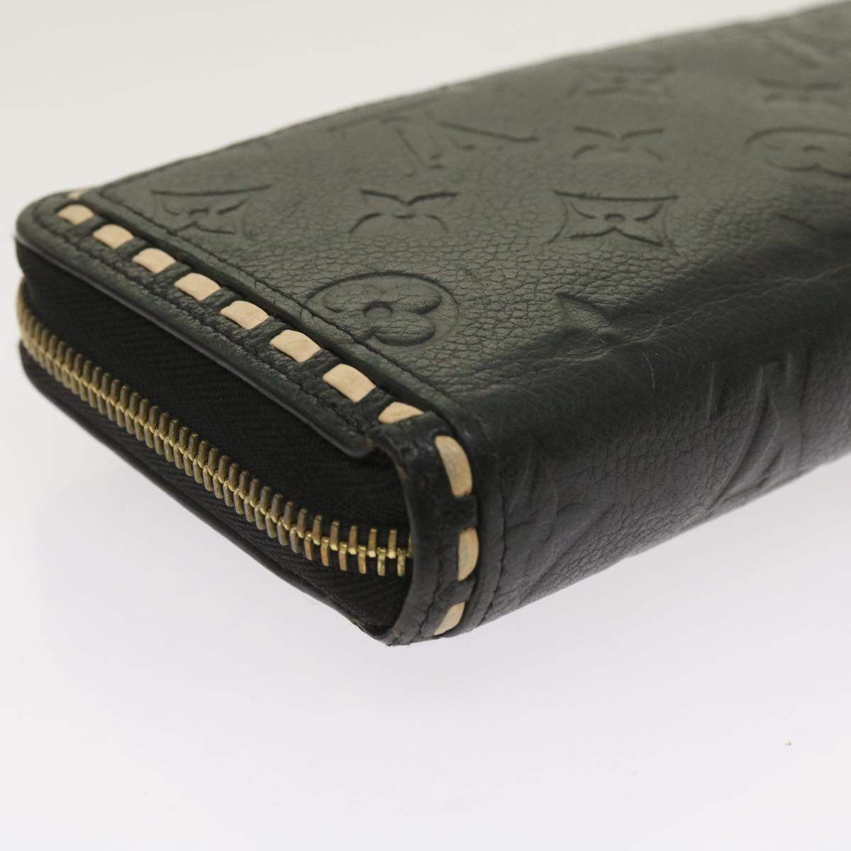 Louis Vuitton Zippy Wallet