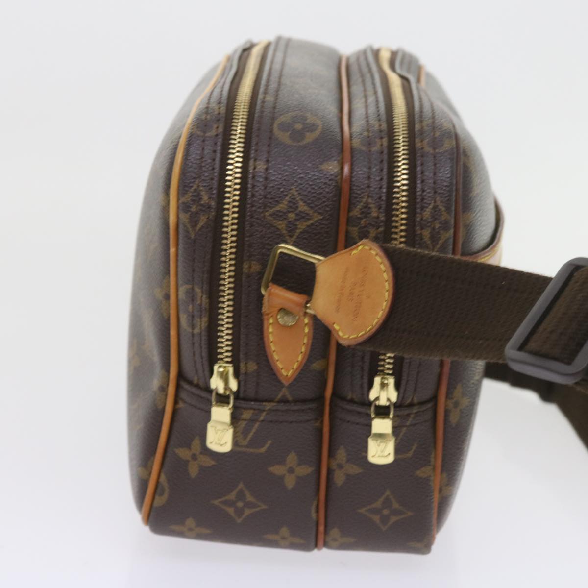 Louis Vuitton Reporter pm Shoulder Bag