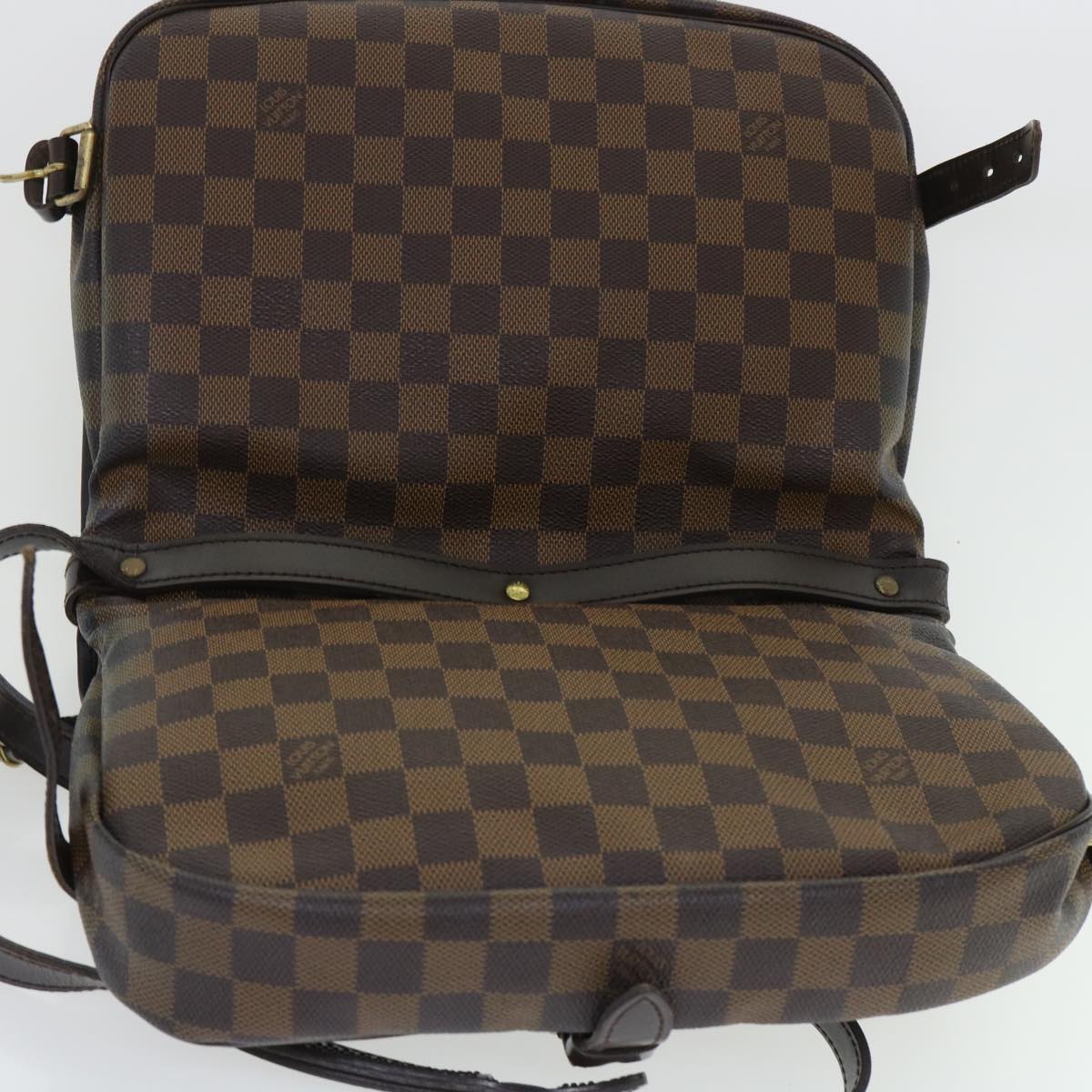 Louis Vuitton Saumur 30 Shoulder Bag