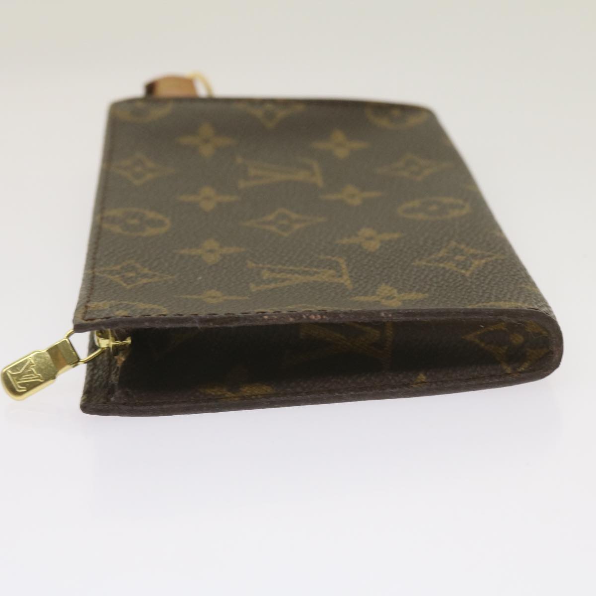 Louis Vuitton Bucket PM Clutch