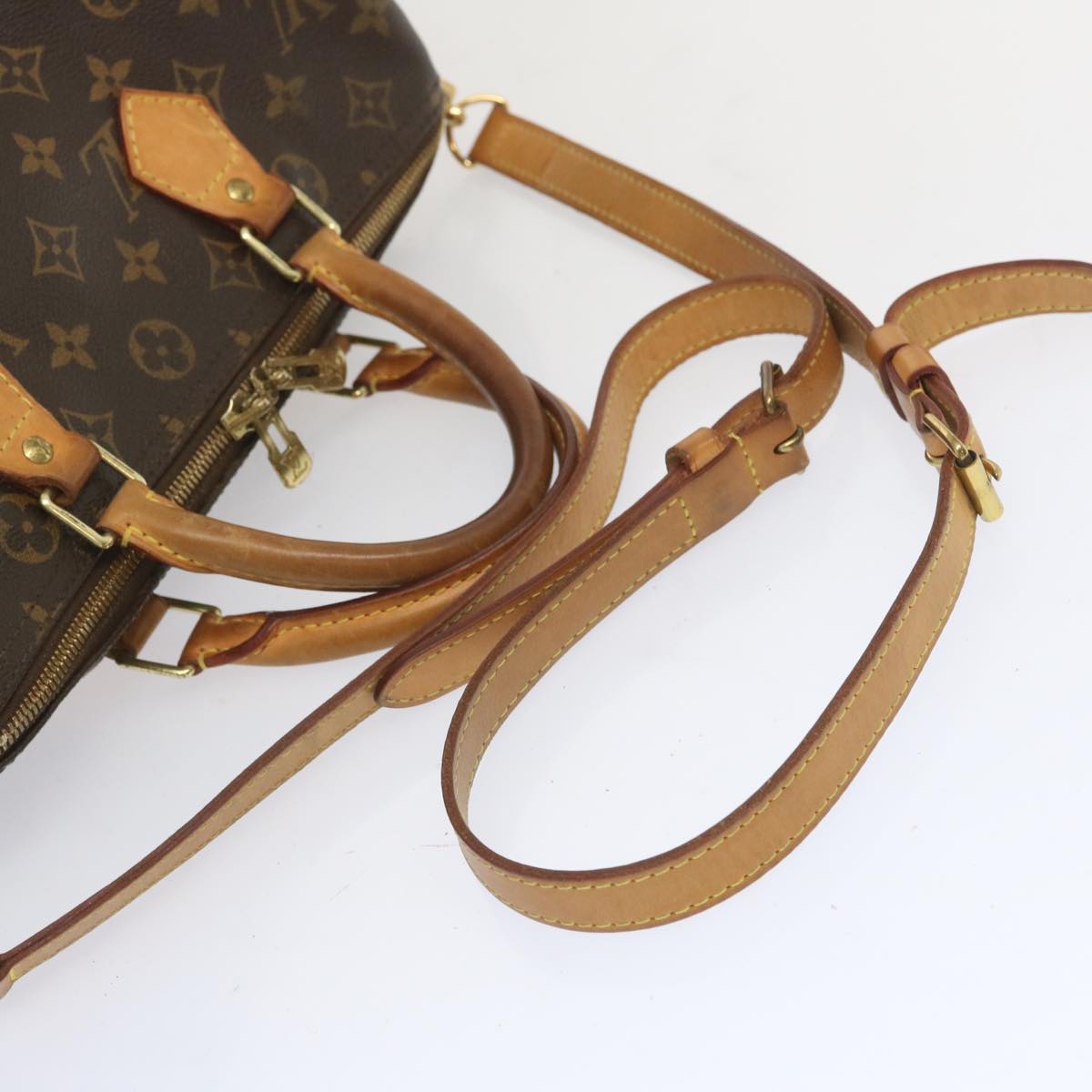 Louis Vuitton Speedy Bandoulière 30 Handbag