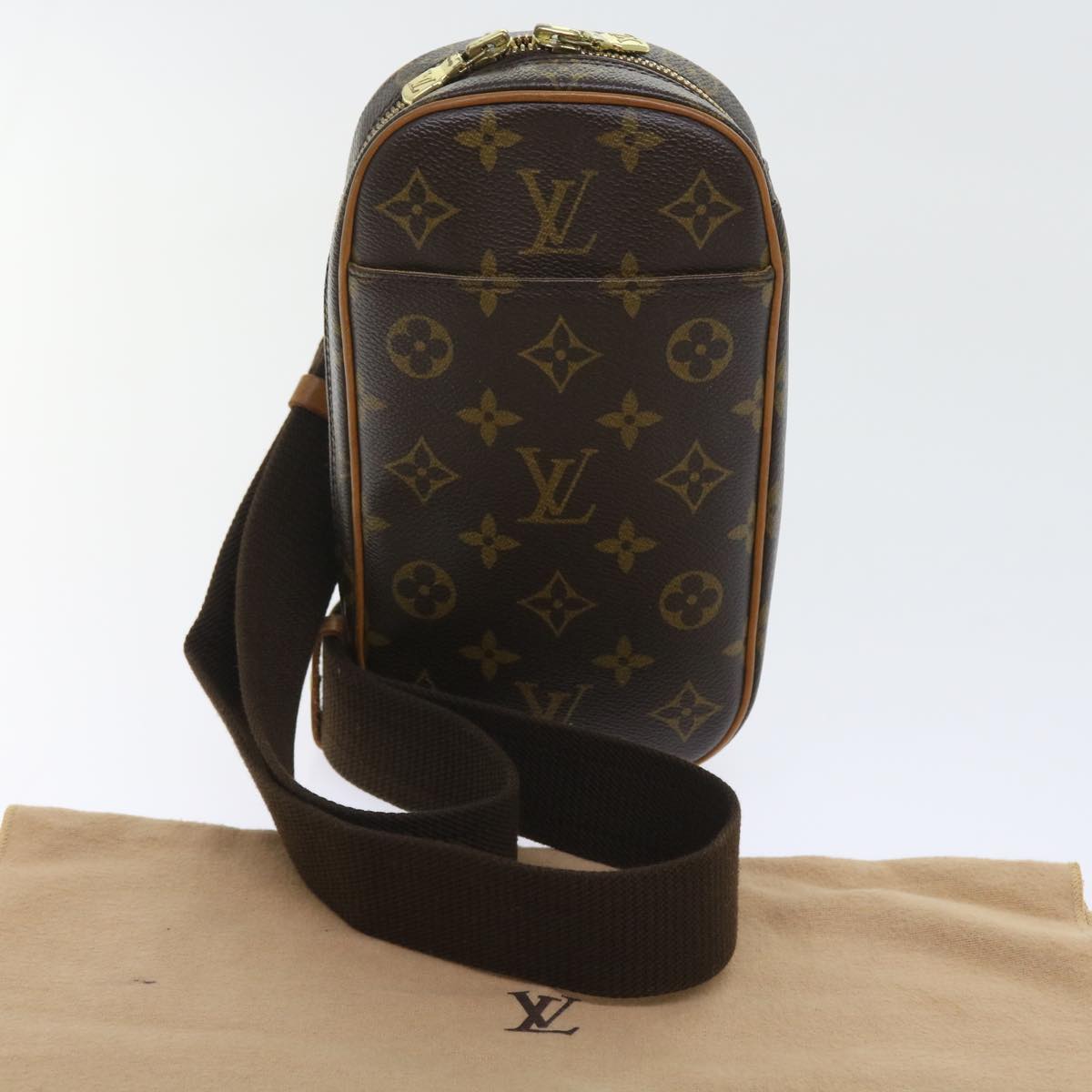 Louis Vuitton Pochette gange Shoulder Bag