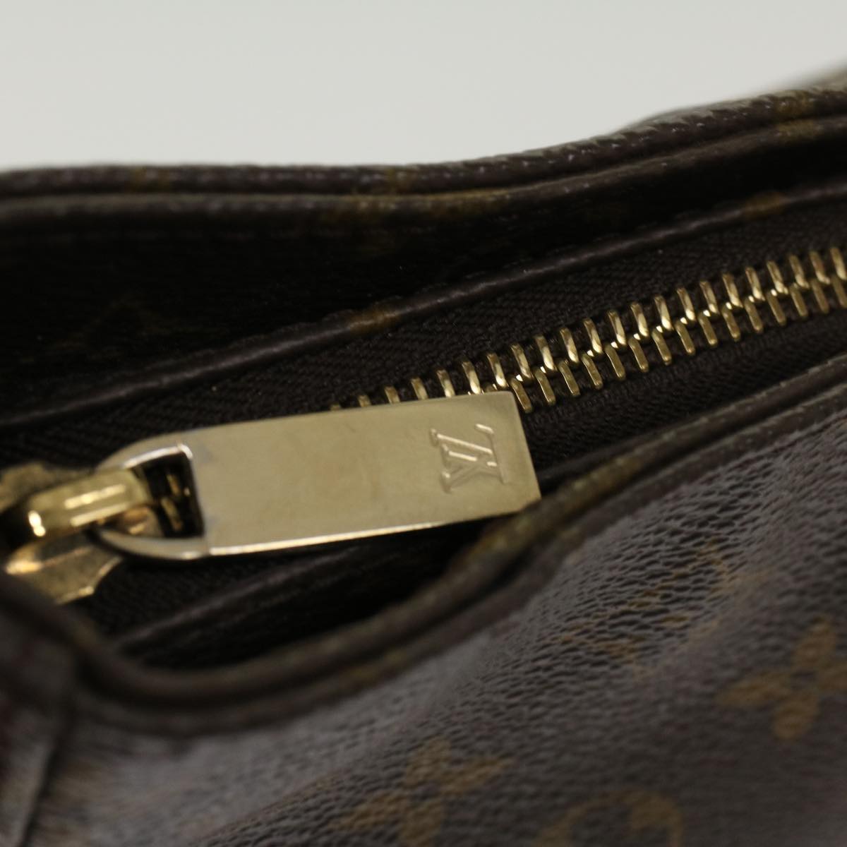 Louis Vuitton Looping GM Shoulder Bag