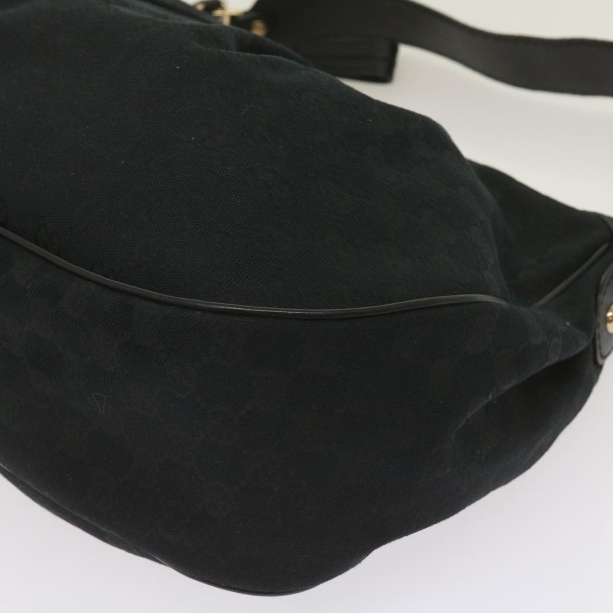 Gucci Sukey Shoulder Bag