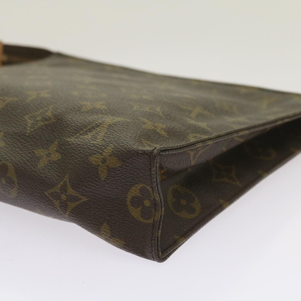 Louis Vuitton Trousse de Toilette Clutch