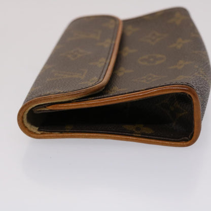 Louis Vuitton Pochette florentine Clutch