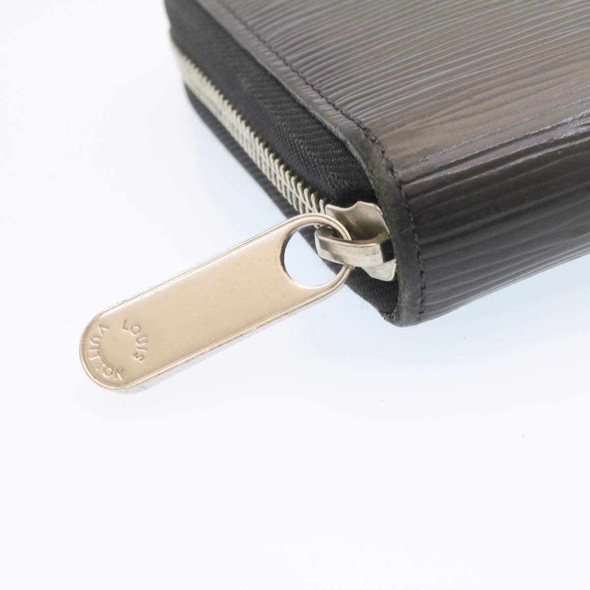 Louis Vuitton Zippy organizer Wallet