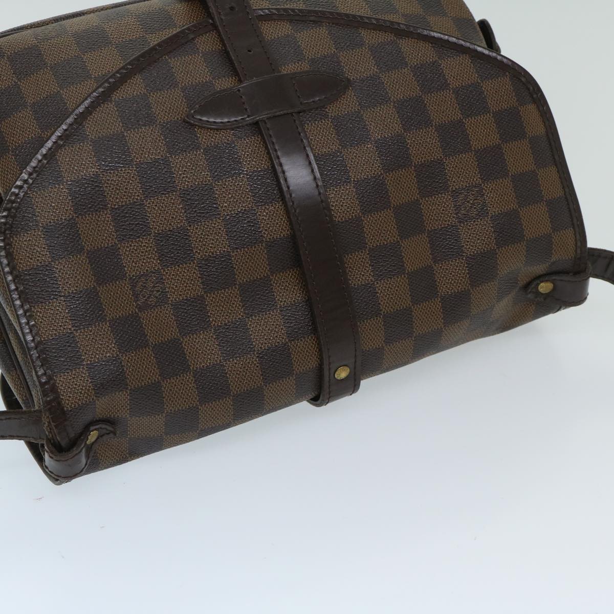 Louis Vuitton Saumur 30 Shoulder Bag