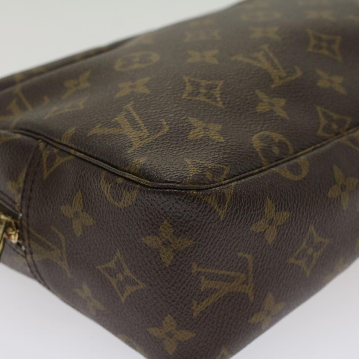 Louis Vuitton Trousse de Toilette Clutch