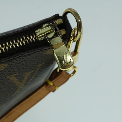 Louis Vuitton Pochette Accessoire Clutch