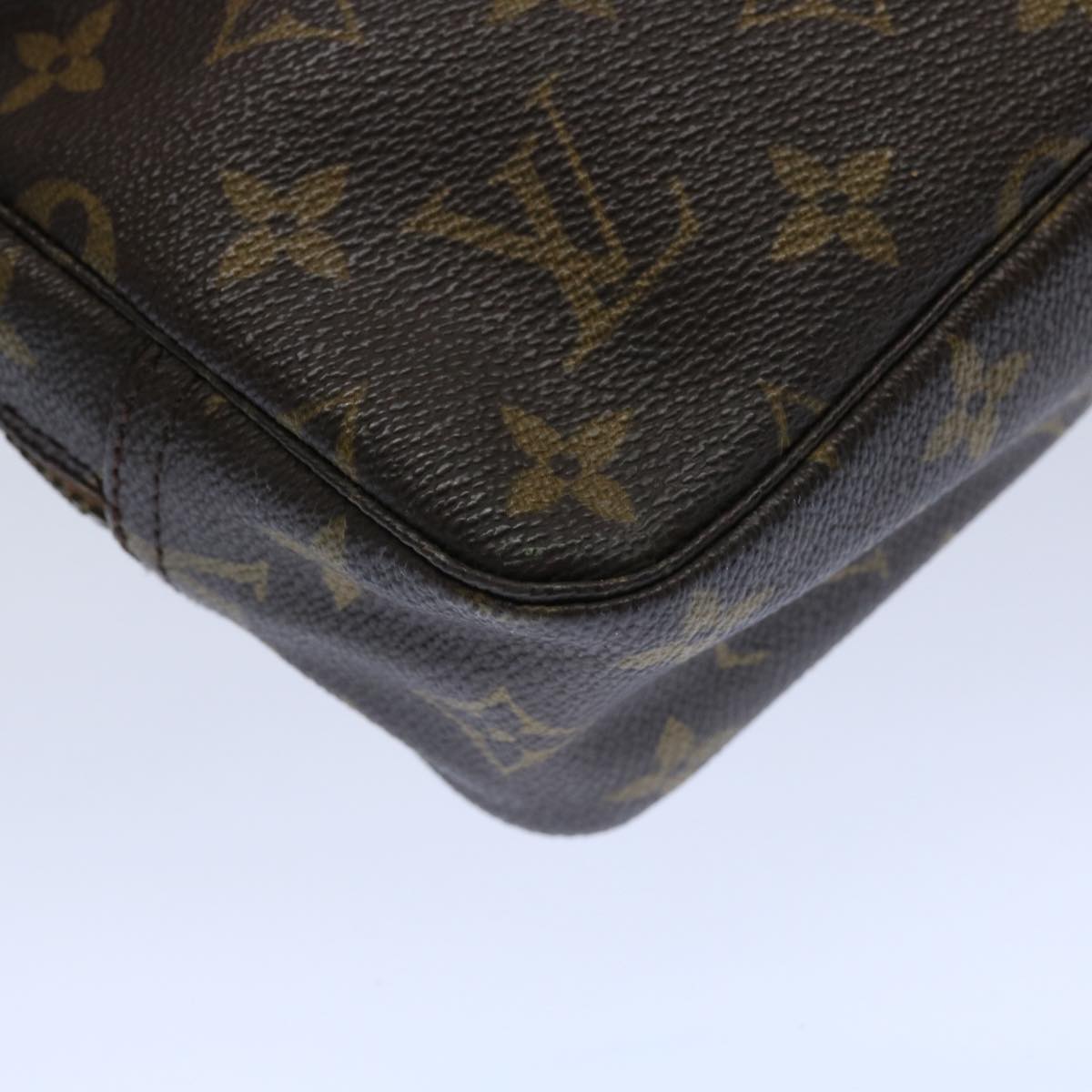 Louis Vuitton Trousse de Toilette Clutch