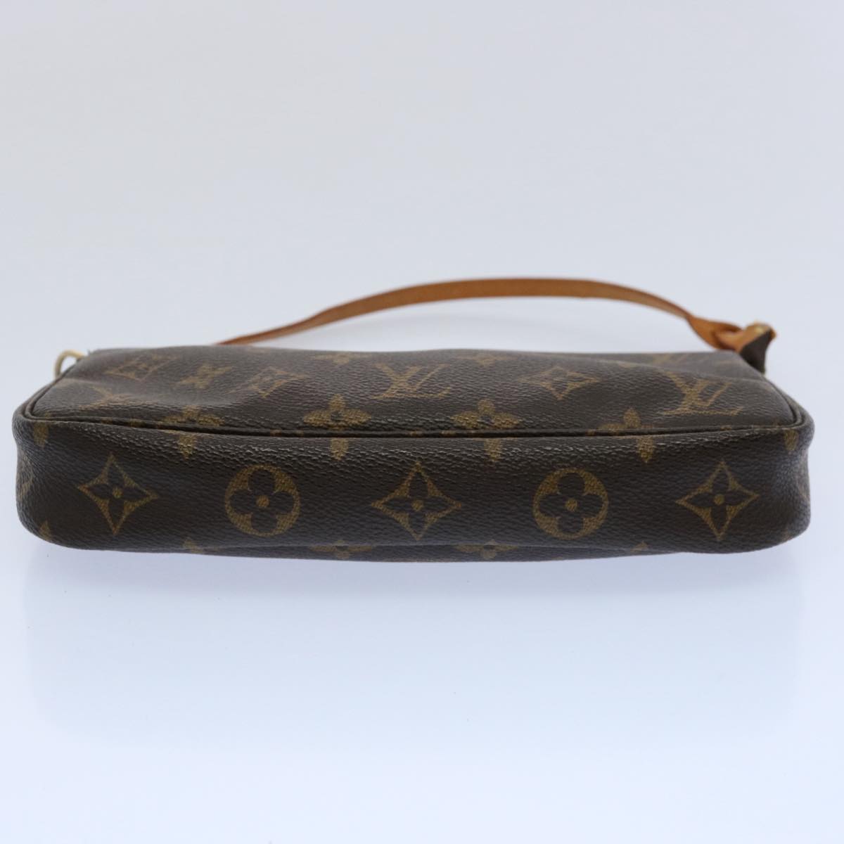 Louis Vuitton Pochette accessoires Clutch