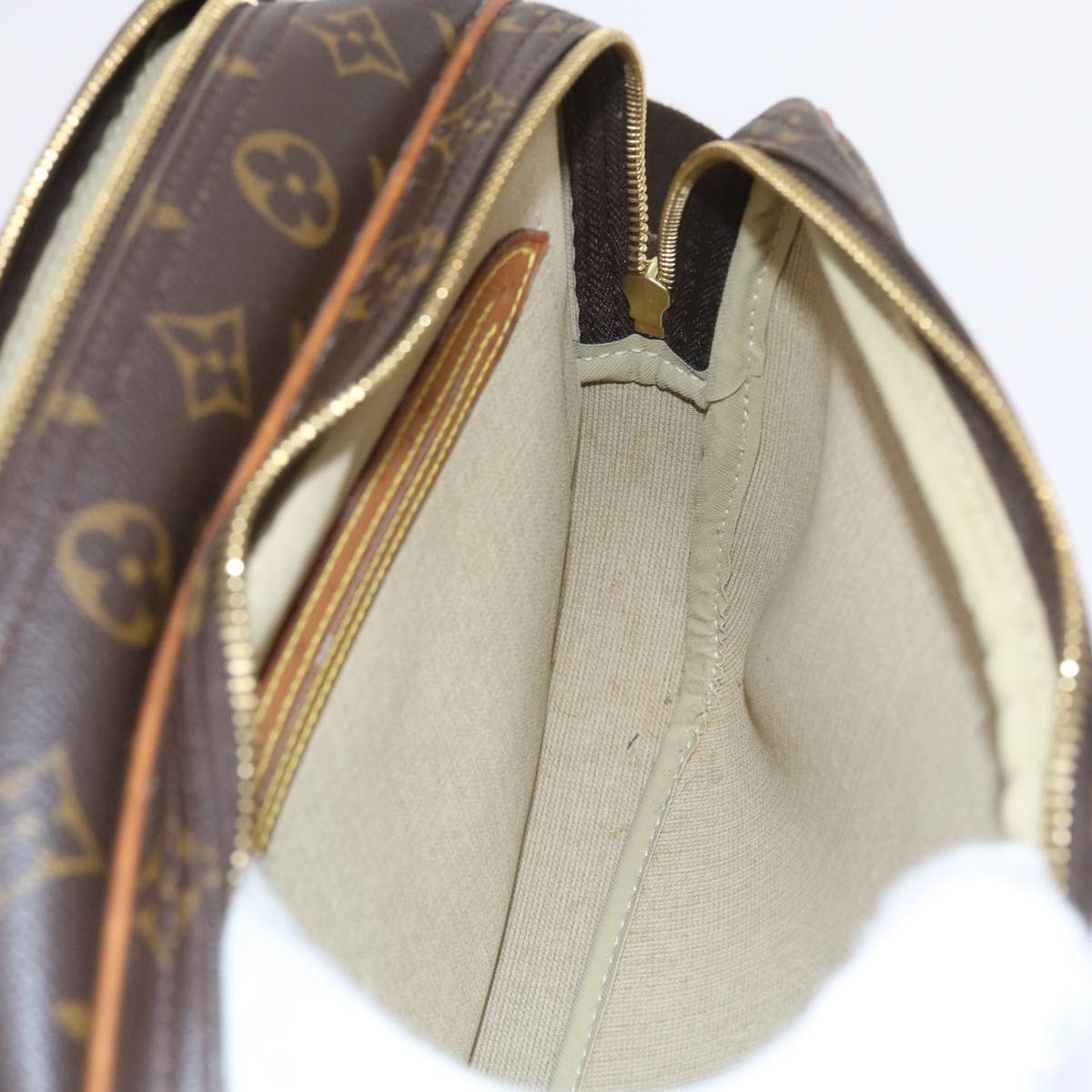 Louis Vuitton Reporter Shoulder Bag