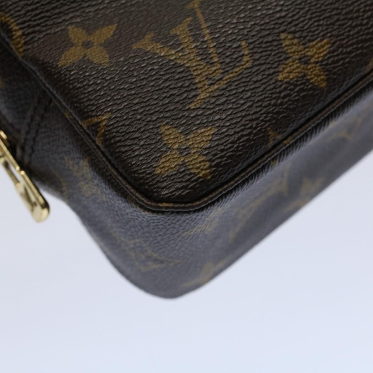 Louis Vuitton Trousse de Toilette Clutch