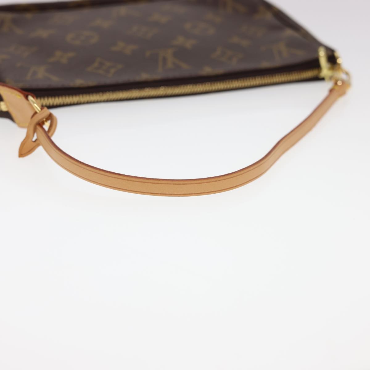 Louis Vuitton Pochette accessoires Clutch