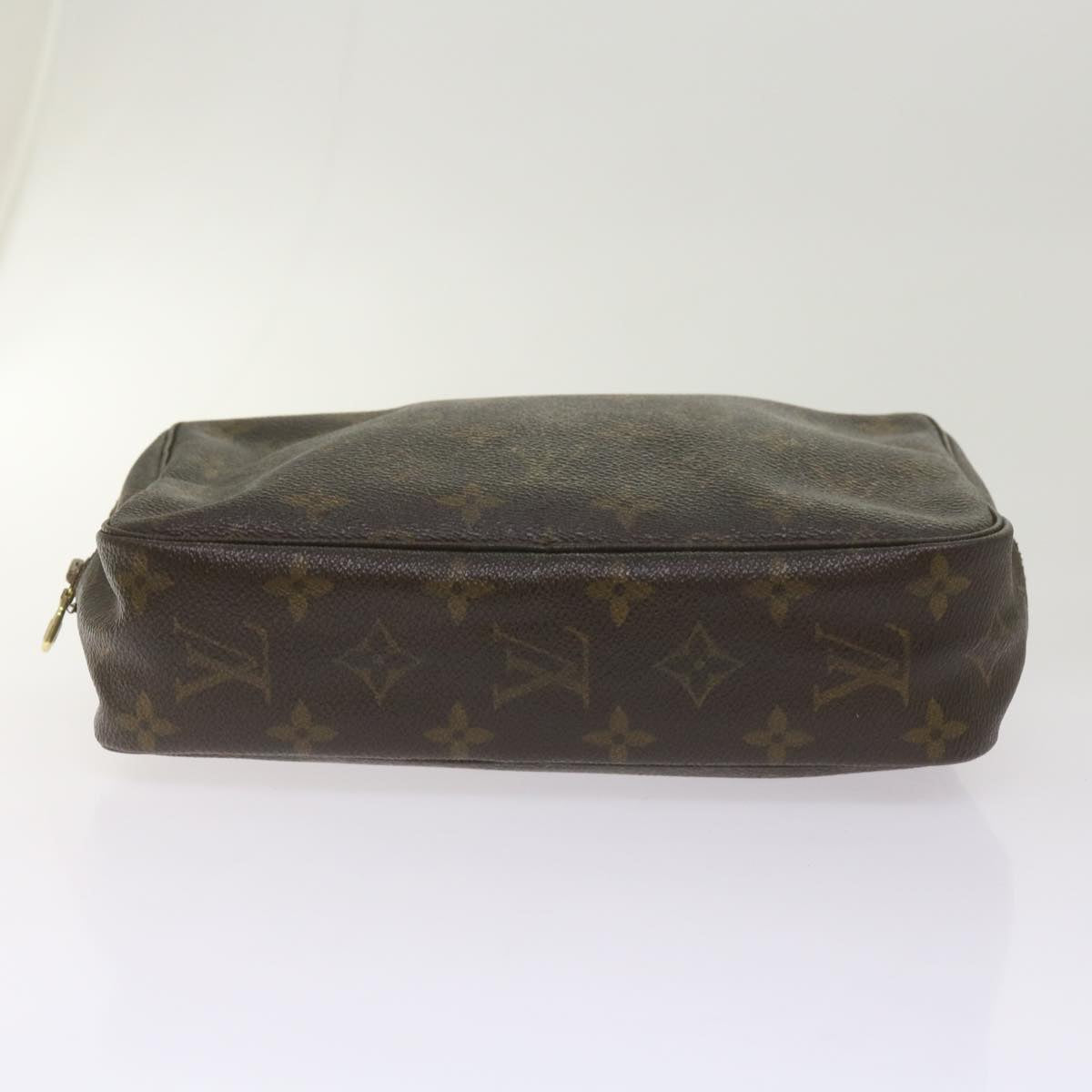 Louis Vuitton Trousse de Toilette Clutch