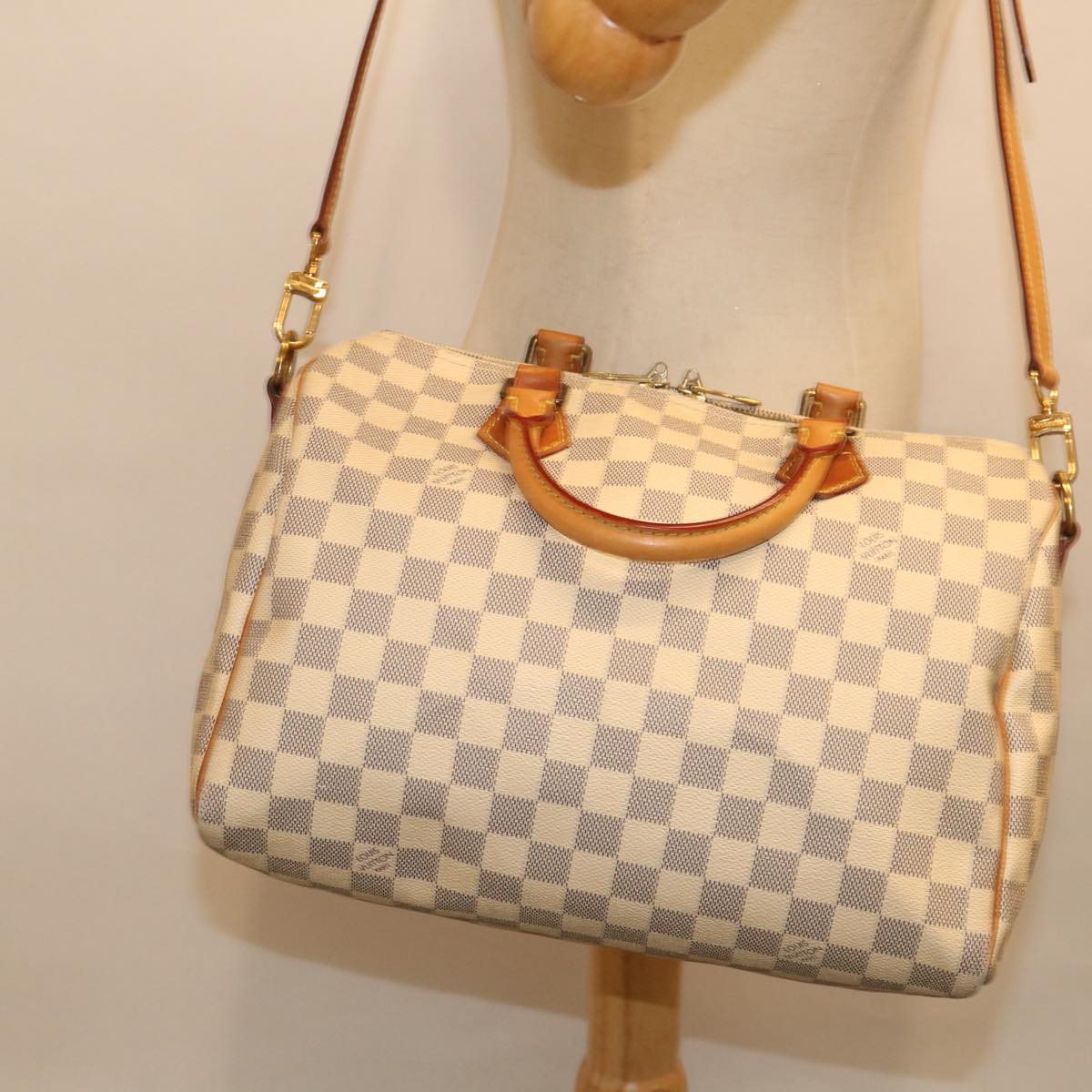 Louis Vuitton Speedy Bandoulière 30 Handbag