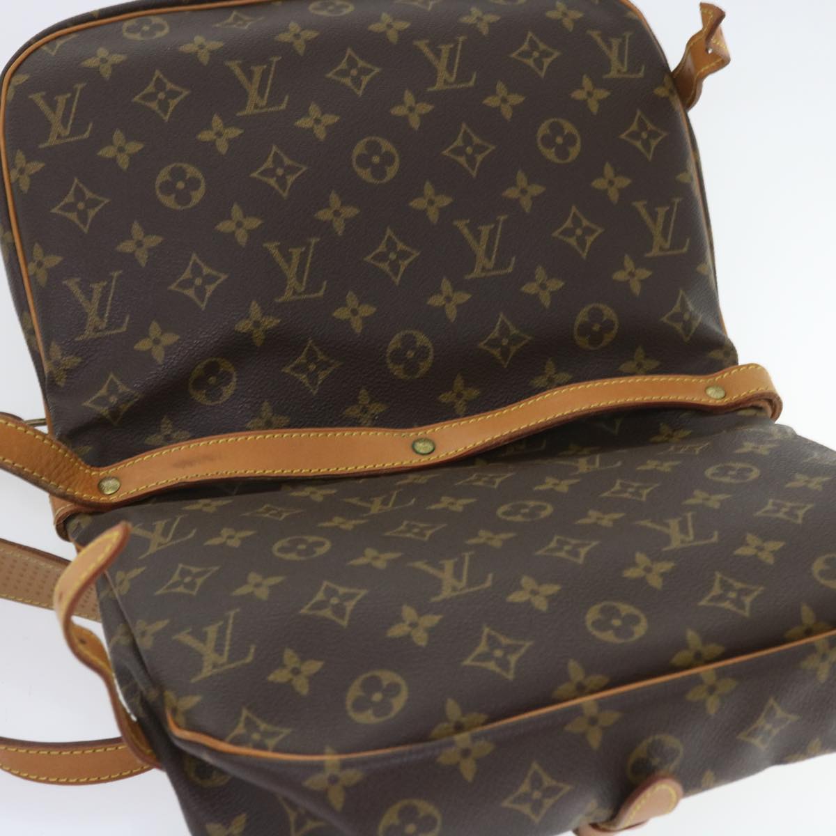 Louis Vuitton Saumur Shoulder Bag