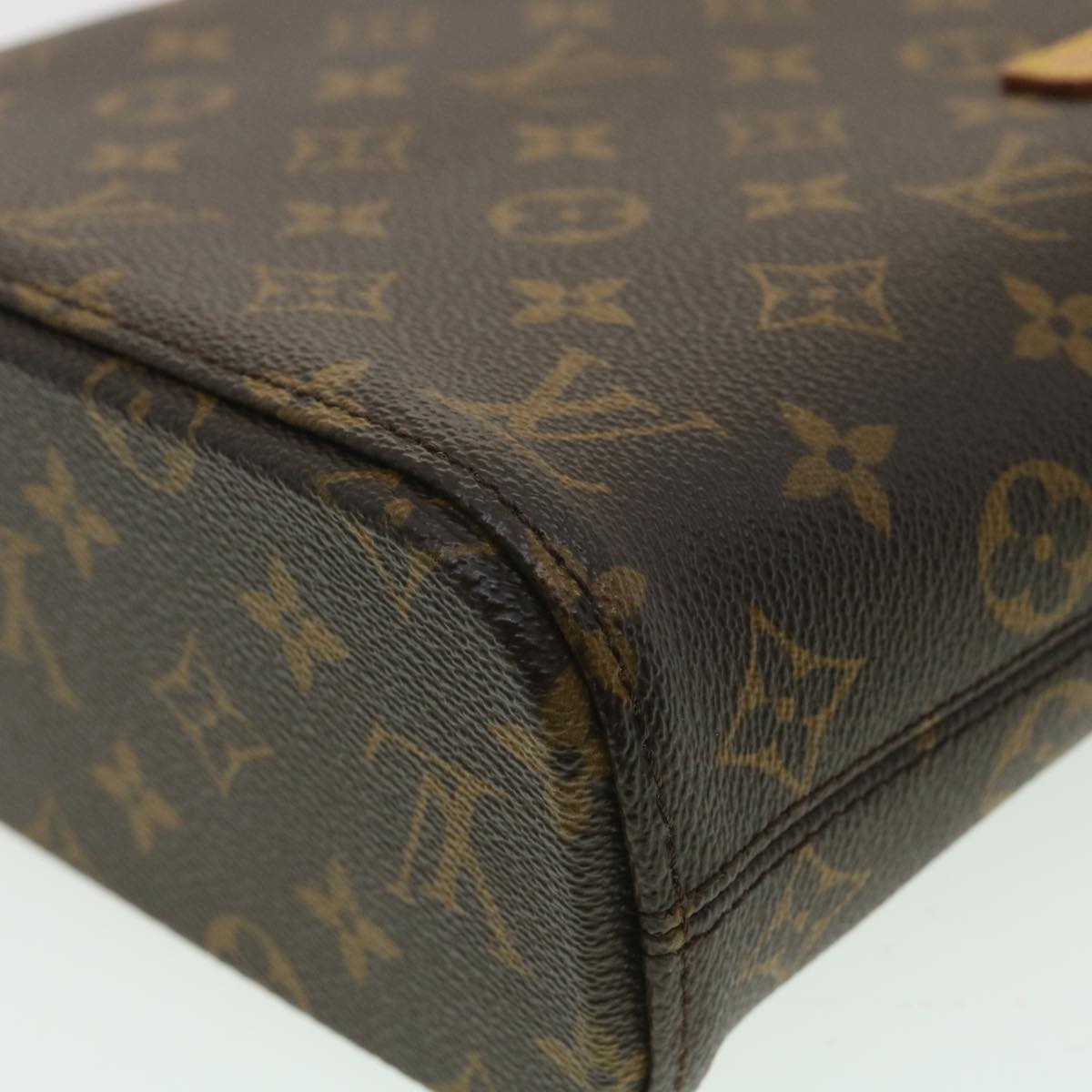 Louis Vuitton Vavin Shoulder Bag