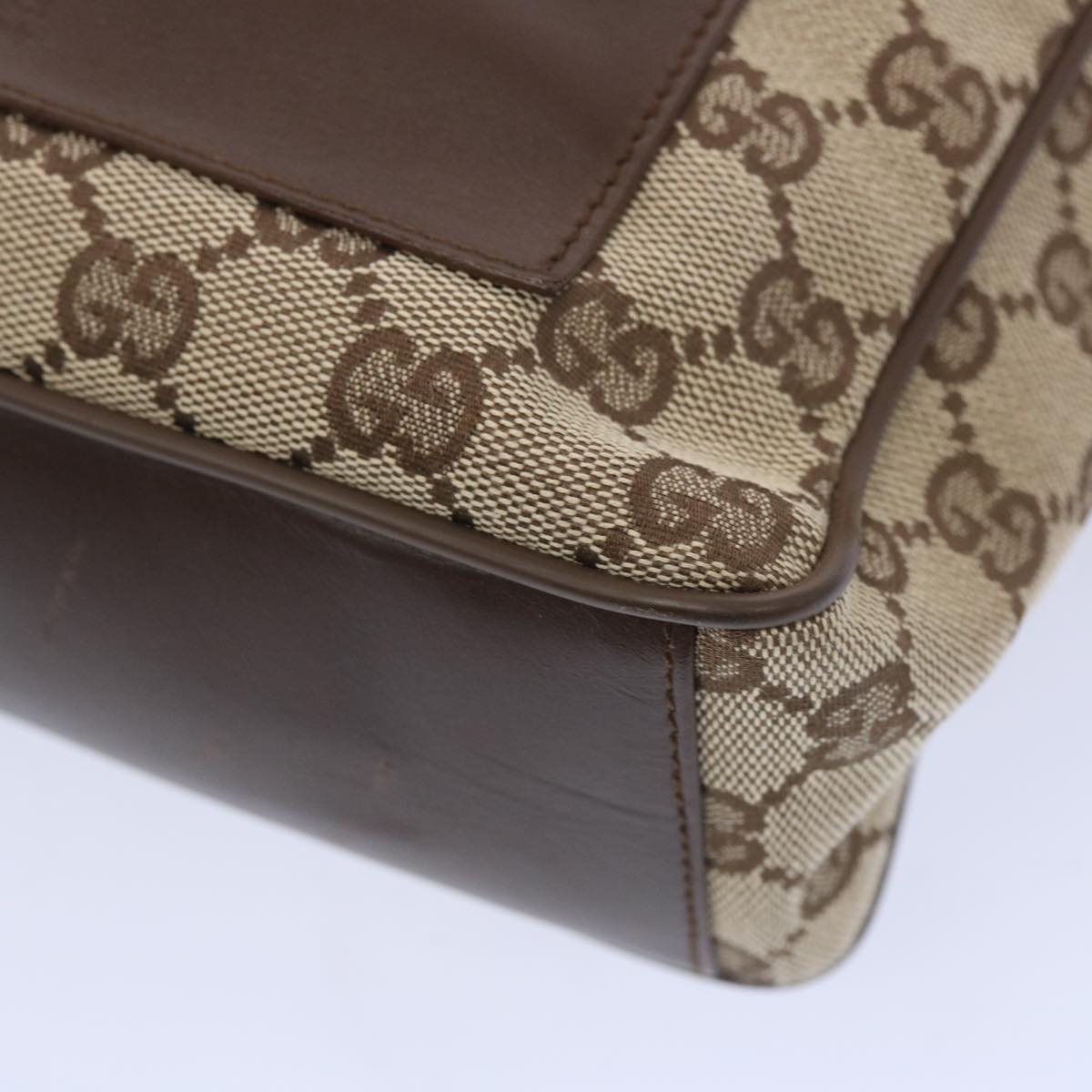 Gucci GG canvas Shoulder Bag