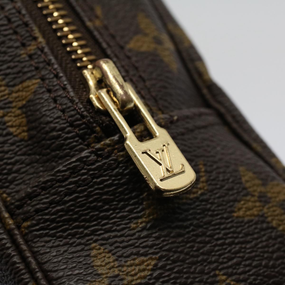 Louis Vuitton Trousse de Toilette Clutch