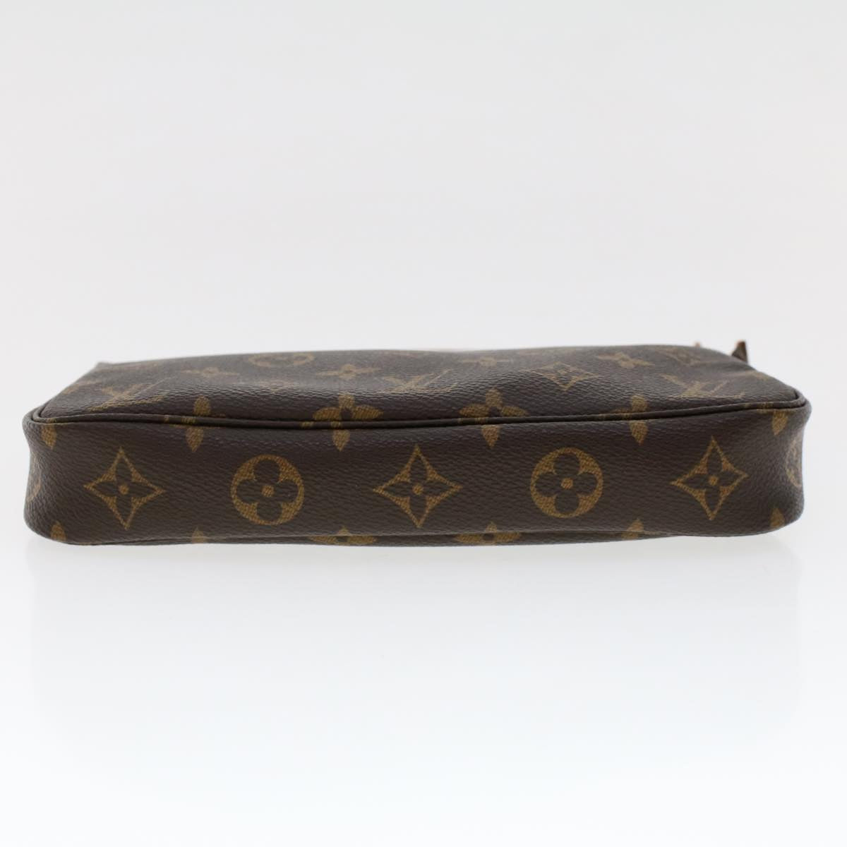 Louis Vuitton Pochette accessoires Clutch