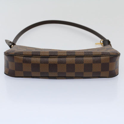 Louis Vuitton Pochette Accessoire Clutch