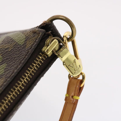 Louis Vuitton Pochette Accessoire Clutch