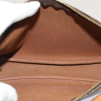 Louis Vuitton Pochette Accessoire Clutch