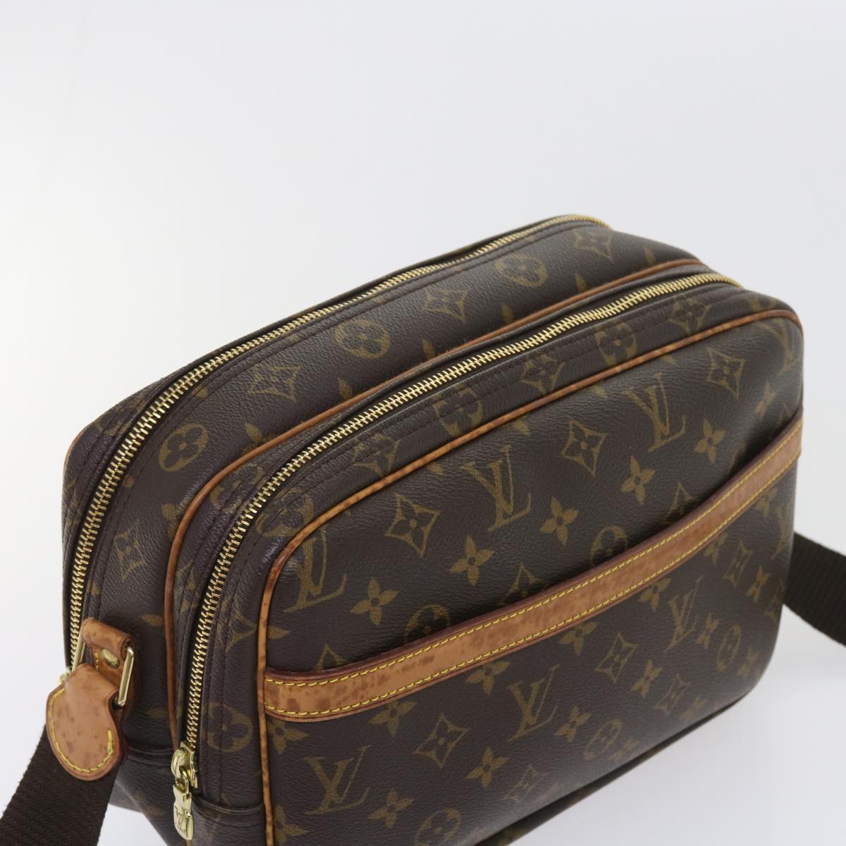 Louis Vuitton Reporter Shoulder Bag