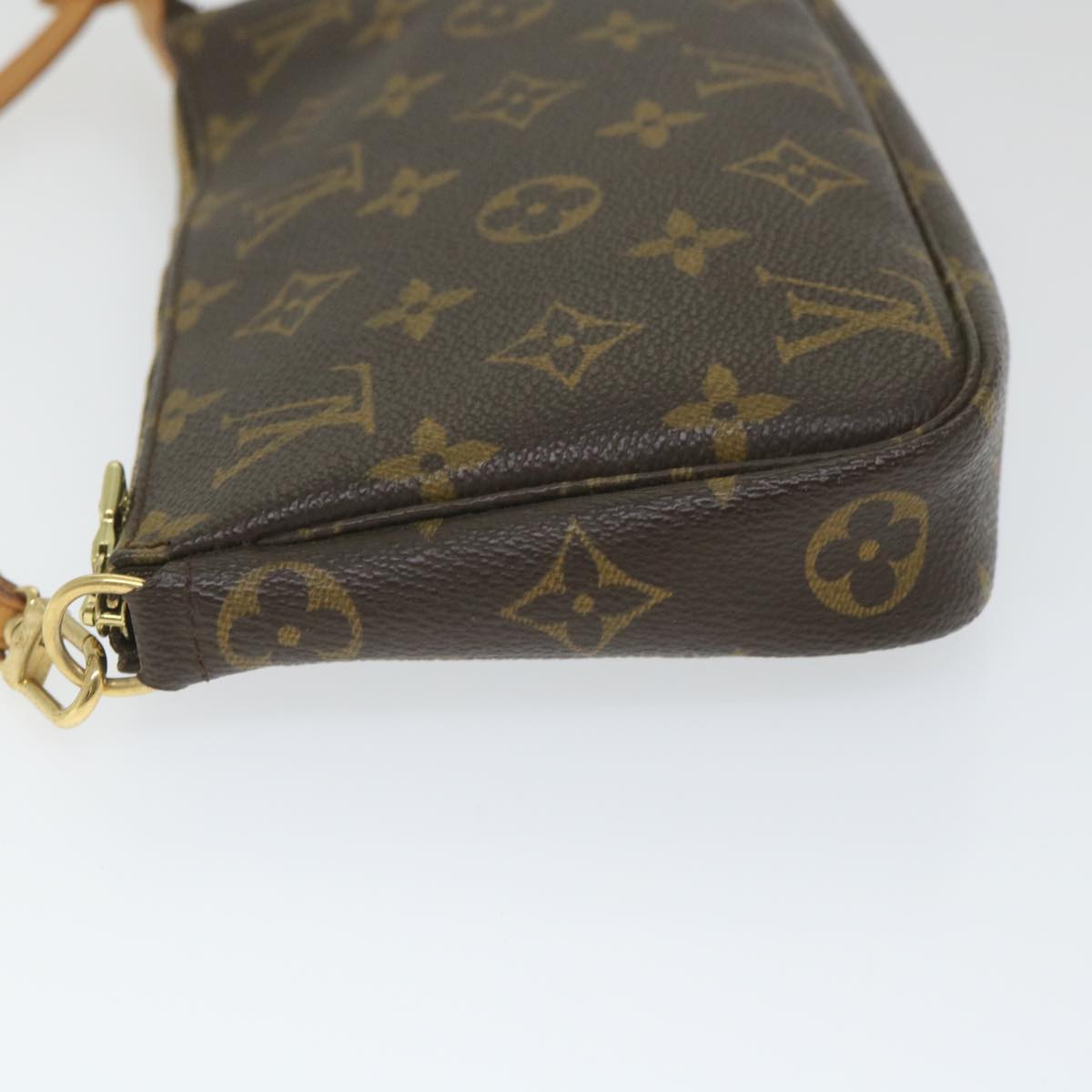 Louis Vuitton Pochette accessoires Clutch