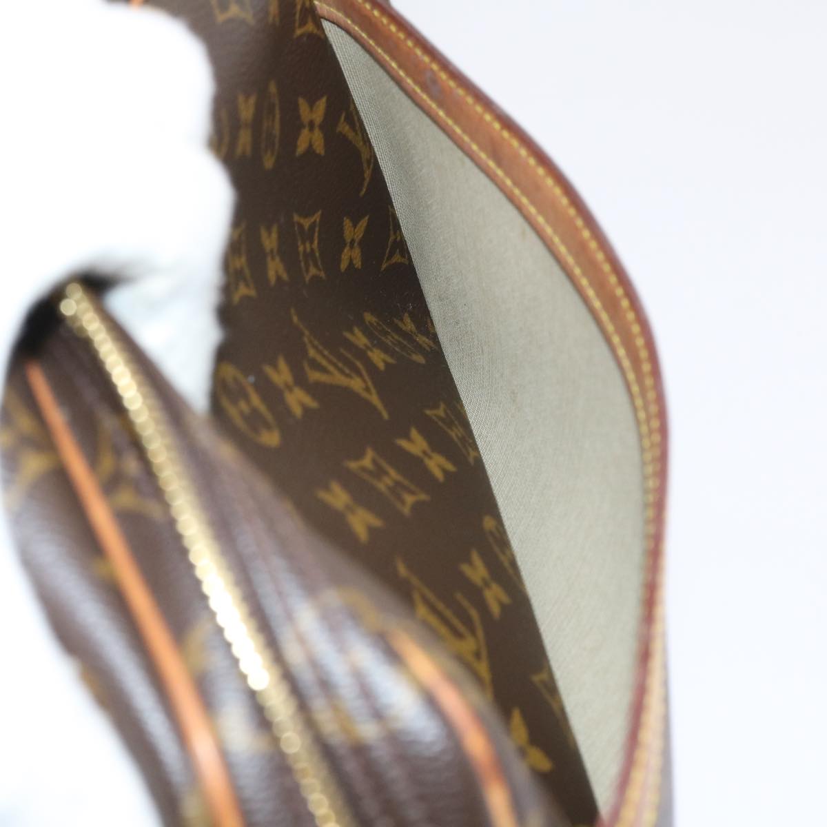 Louis Vuitton Reporter Shoulder Bag