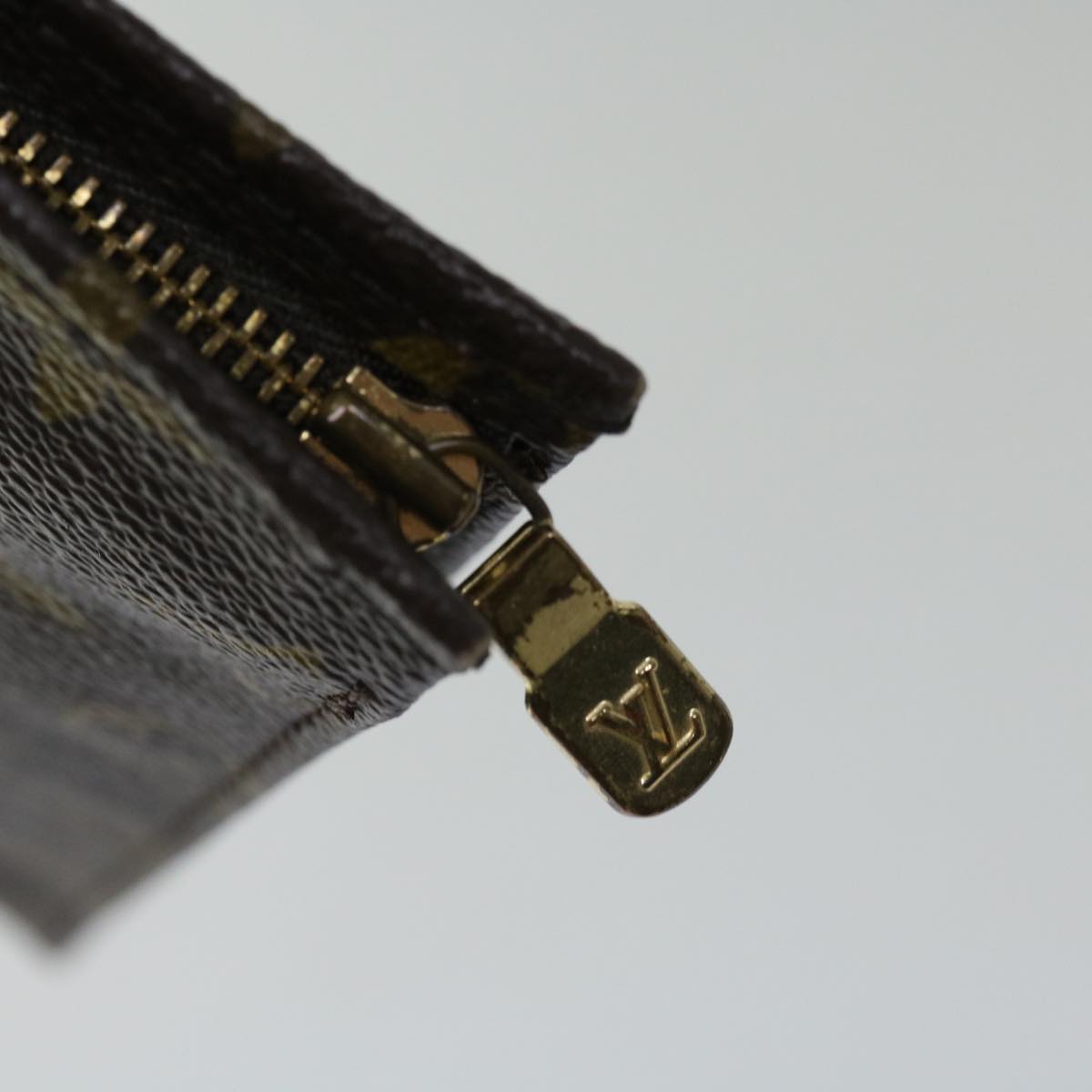 Louis Vuitton Poche Toilette Clutch