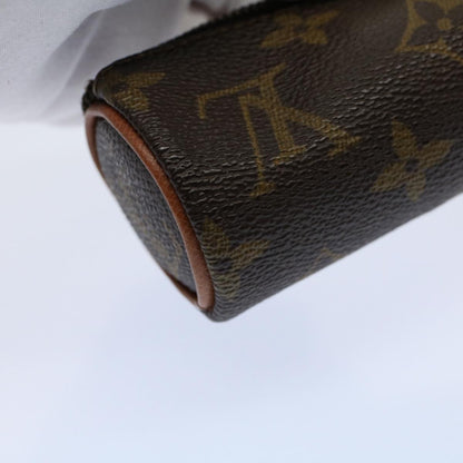 Louis Vuitton Etui à balles de golf Clutch