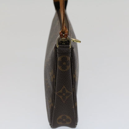 Louis Vuitton Pochette accessoires Clutch