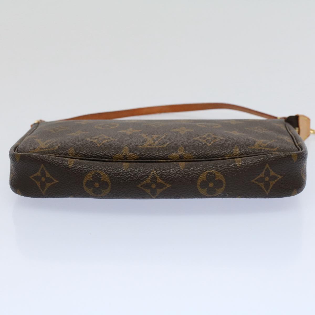 Louis Vuitton Pochette accessoires Clutch