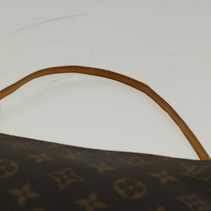 Louis Vuitton Pochette Accessoire Clutch