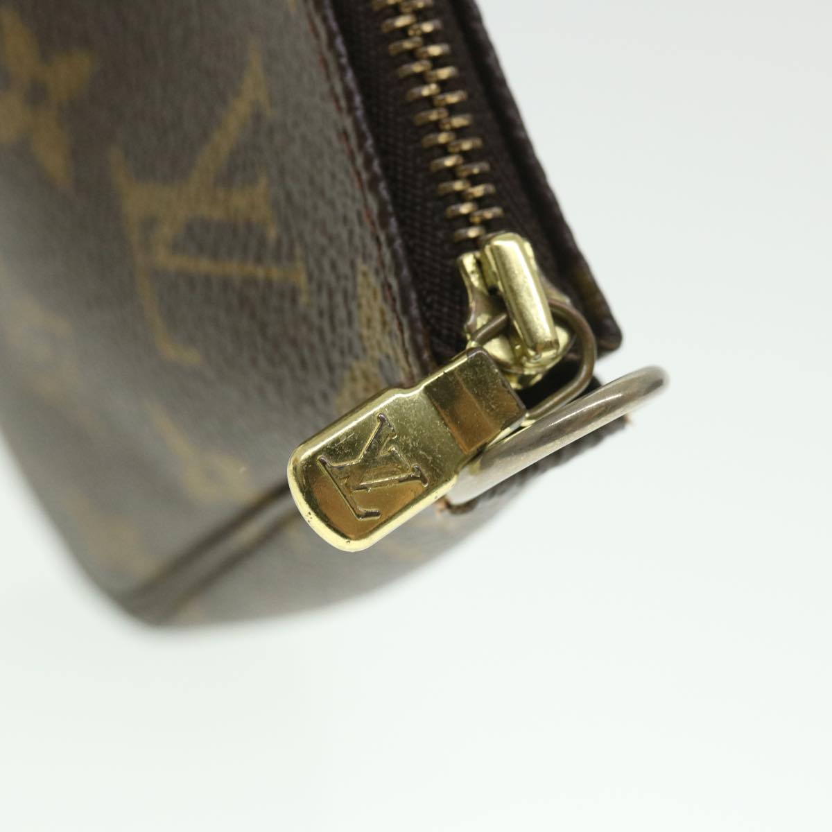 Louis Vuitton Pochette accessoires Clutch